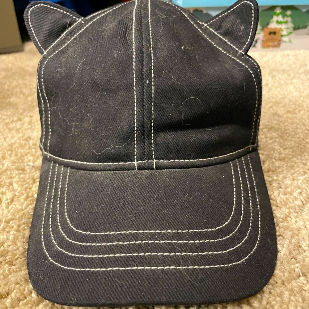 Karl Lagerfeld one size adjustable hat with cat ears